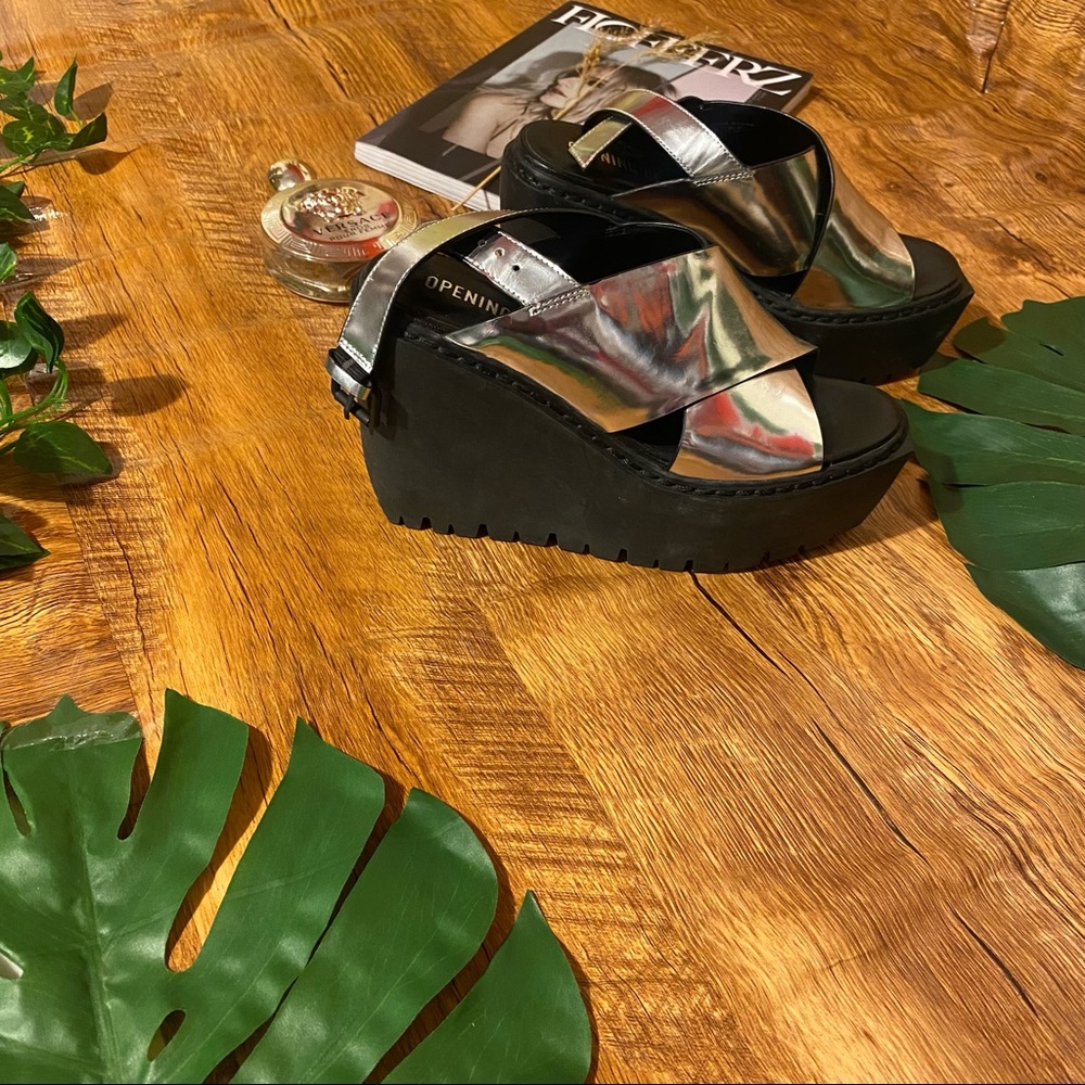 Opening ceremony Luna wedge platform sandal size 37/5.5 US